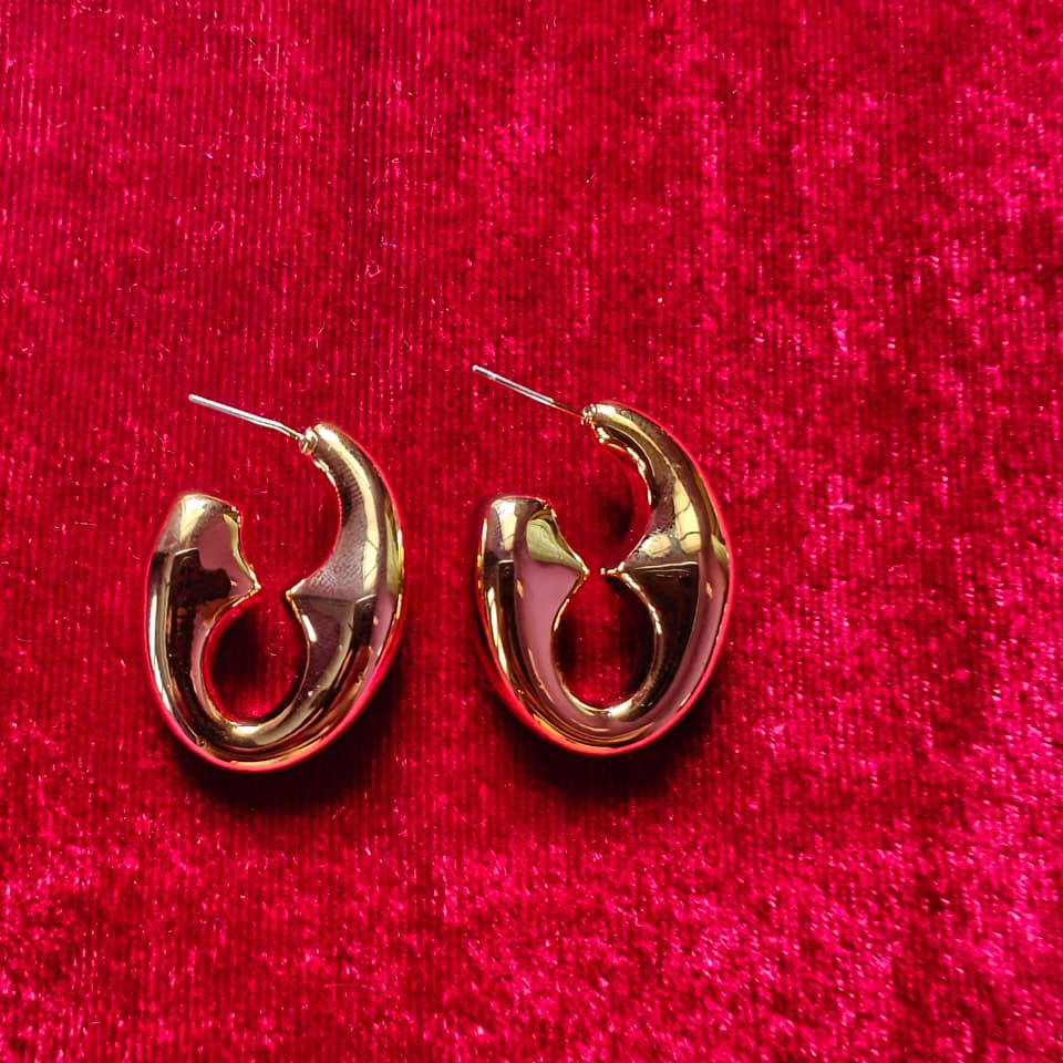 Modern C-shaped Hoop Earrings