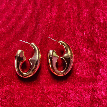 Modern C-shaped Hoop Earrings