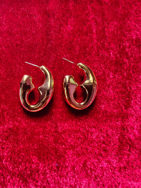 Modern C-shaped Hoop Earrings